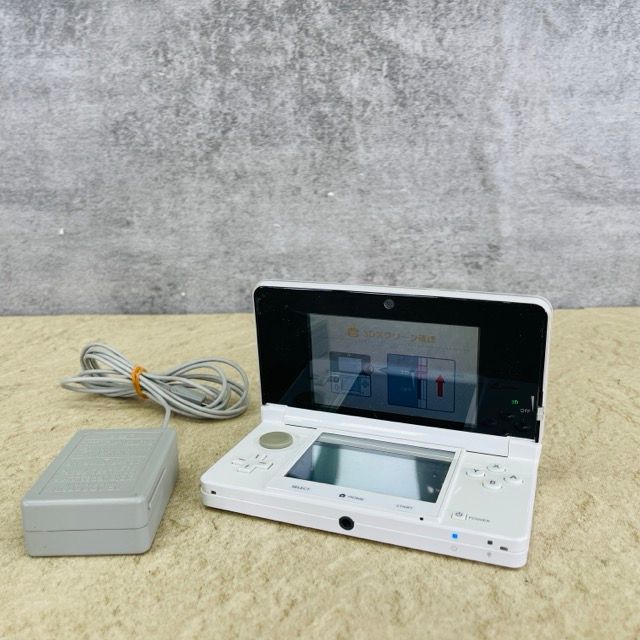 3DS 【中古】動作保証 NINTENDO 任天堂 CRT-001 本体 ホワイト 充電アダプター付き ゲーム機 / 517015