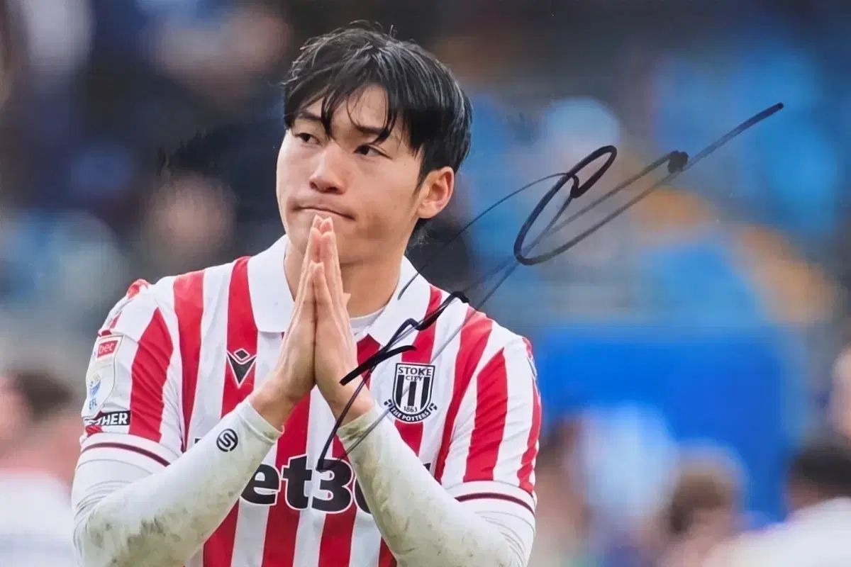 Bae Jun Ho（ぺジュンホ） サイン入り
