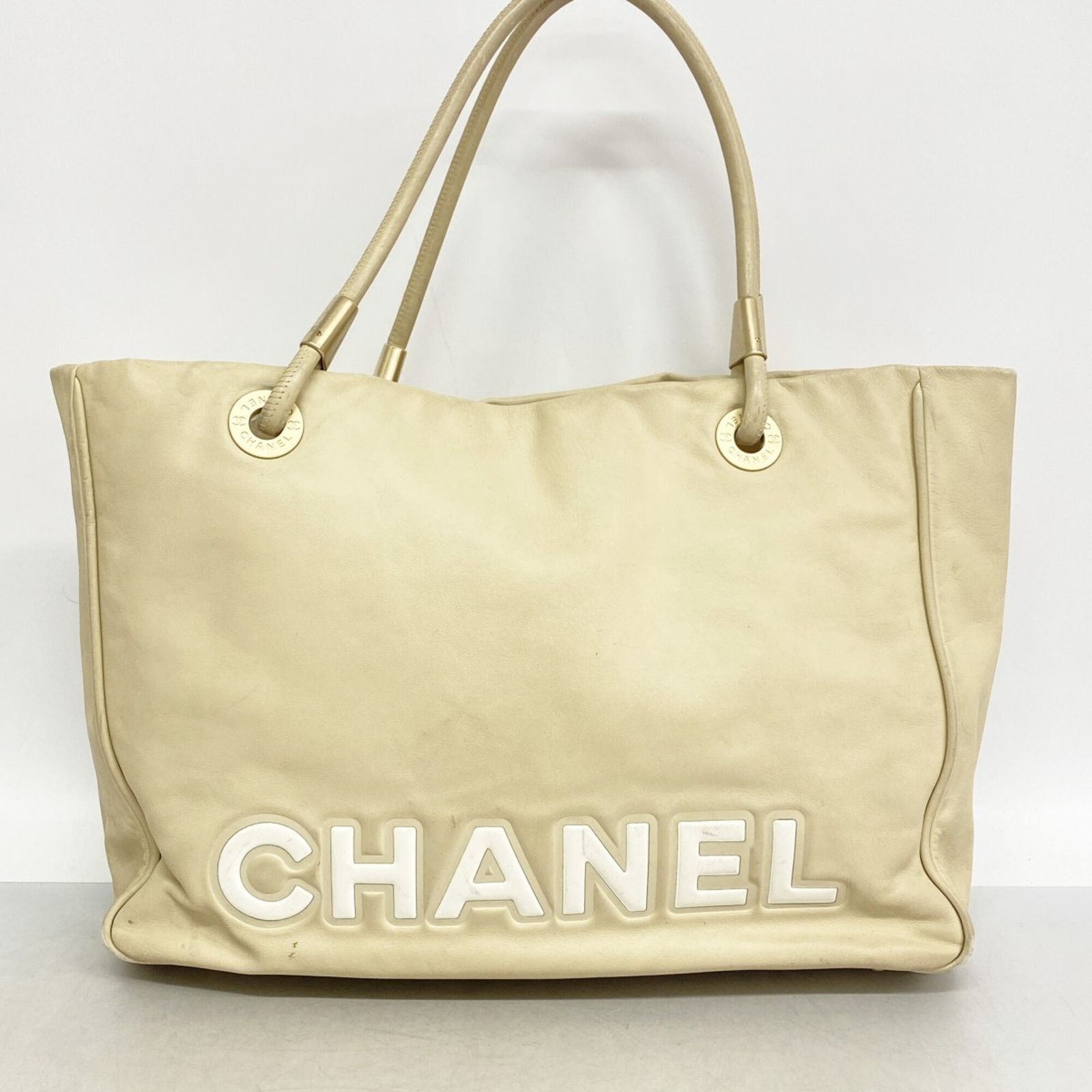 シャネル(Chanel) シャネル トートバッグ カメリア ラムスキン