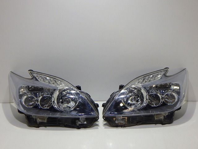 プリウス ヘッドライト左右 LED ZVW30 前期 47-30 ニ 81145-47340