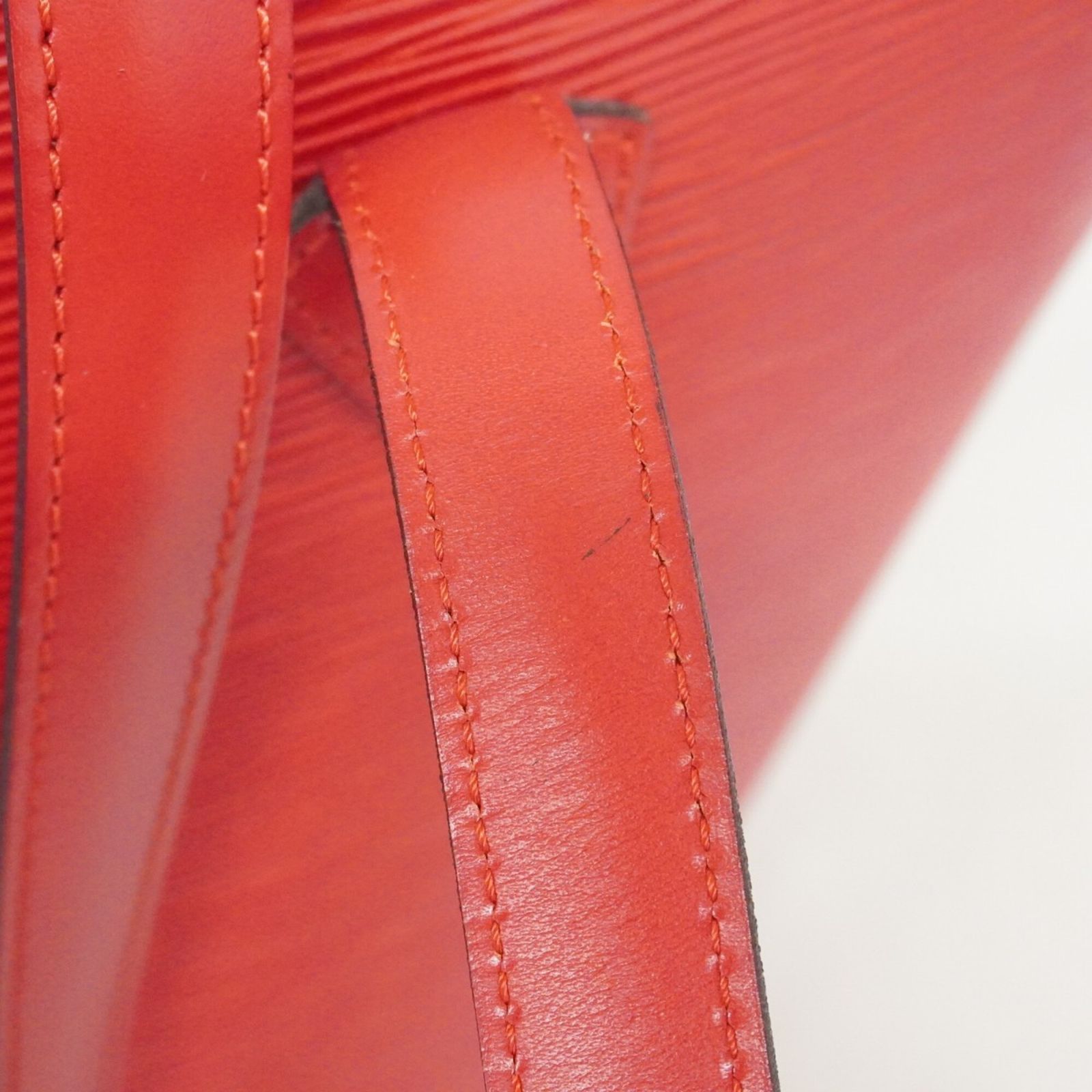 ルイ・ヴィトン(Louis Vuitton) ルイ・ヴィトン ショルダーバッグ エピ