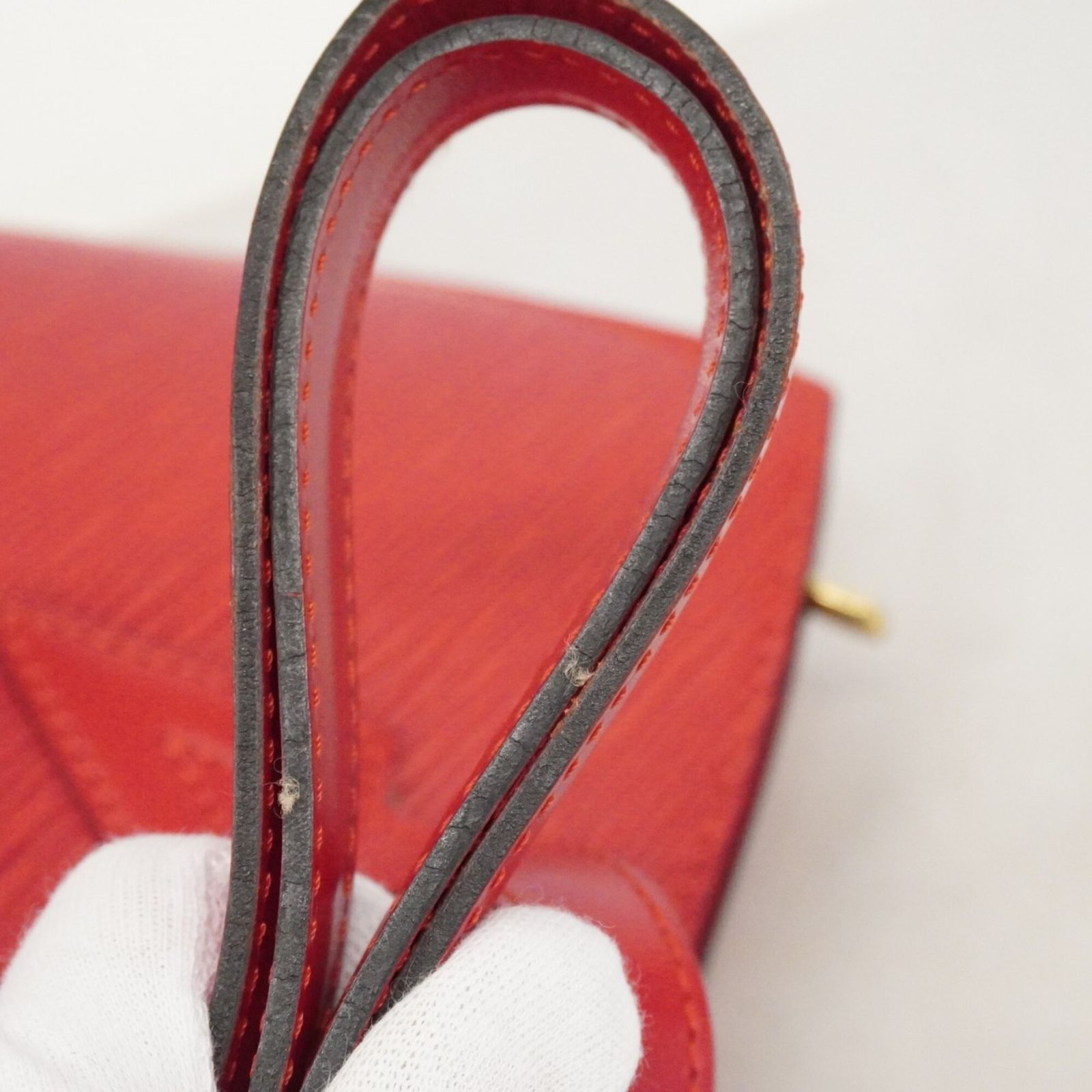 ルイ・ヴィトン(Louis Vuitton) ルイ・ヴィトン ショルダーバッグ エピ