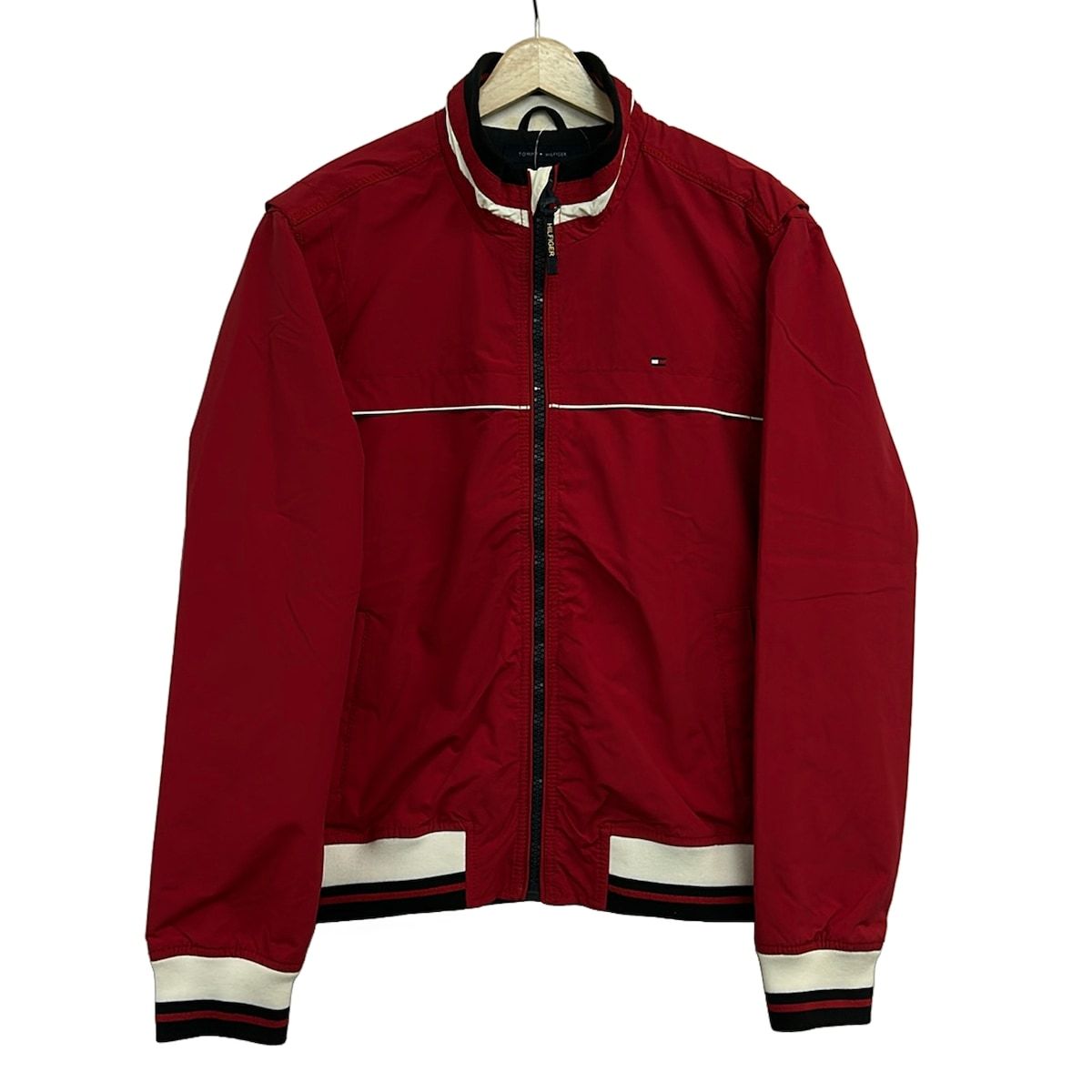 TOMMY HILFIGER(トミーヒルフィガー) ブルゾン サイズM メンズ美品 - レッド×白×黒 長袖/春/秋