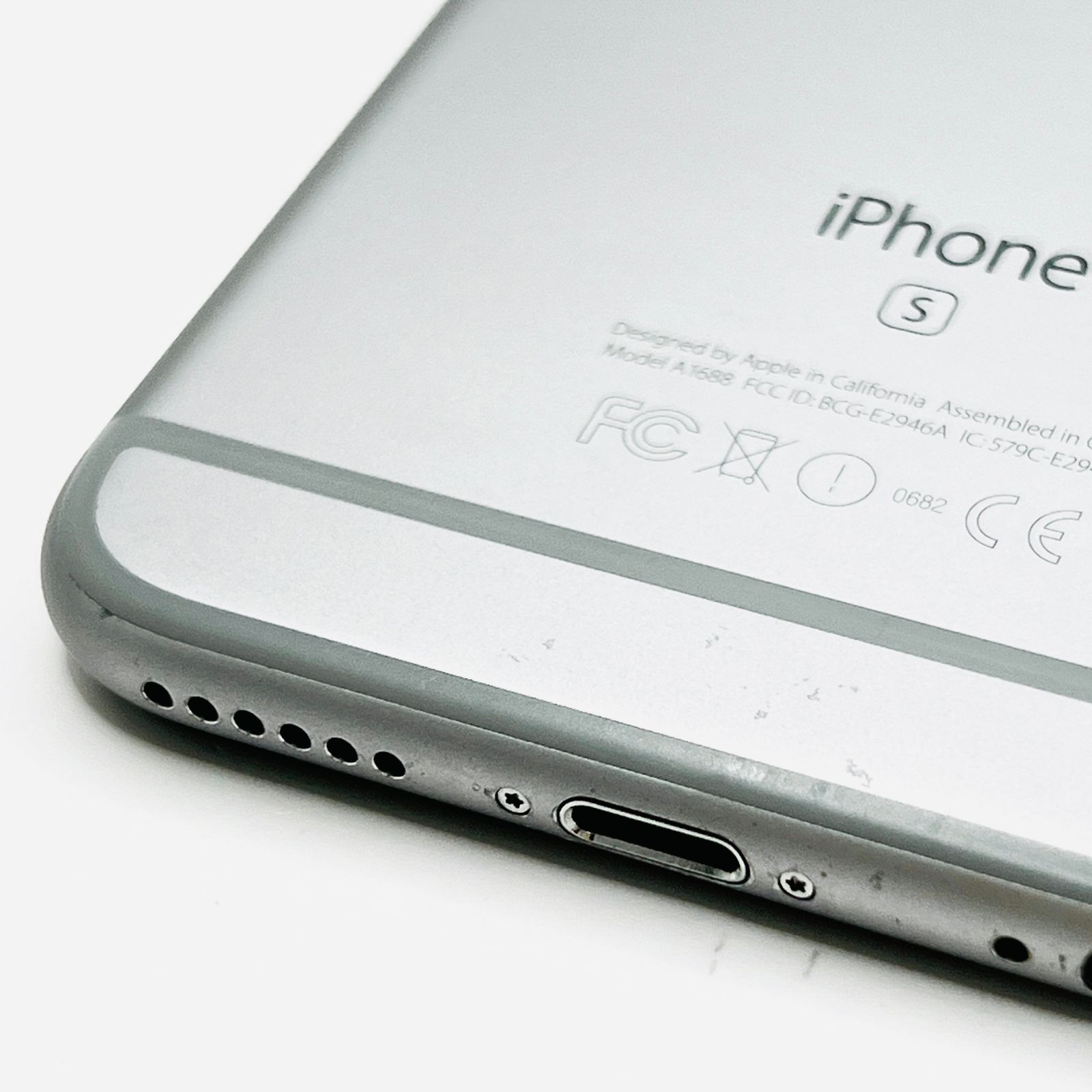 docomo iPhone6s 64GB MKQN2J/A スペースグレイ SIMロック解除済み