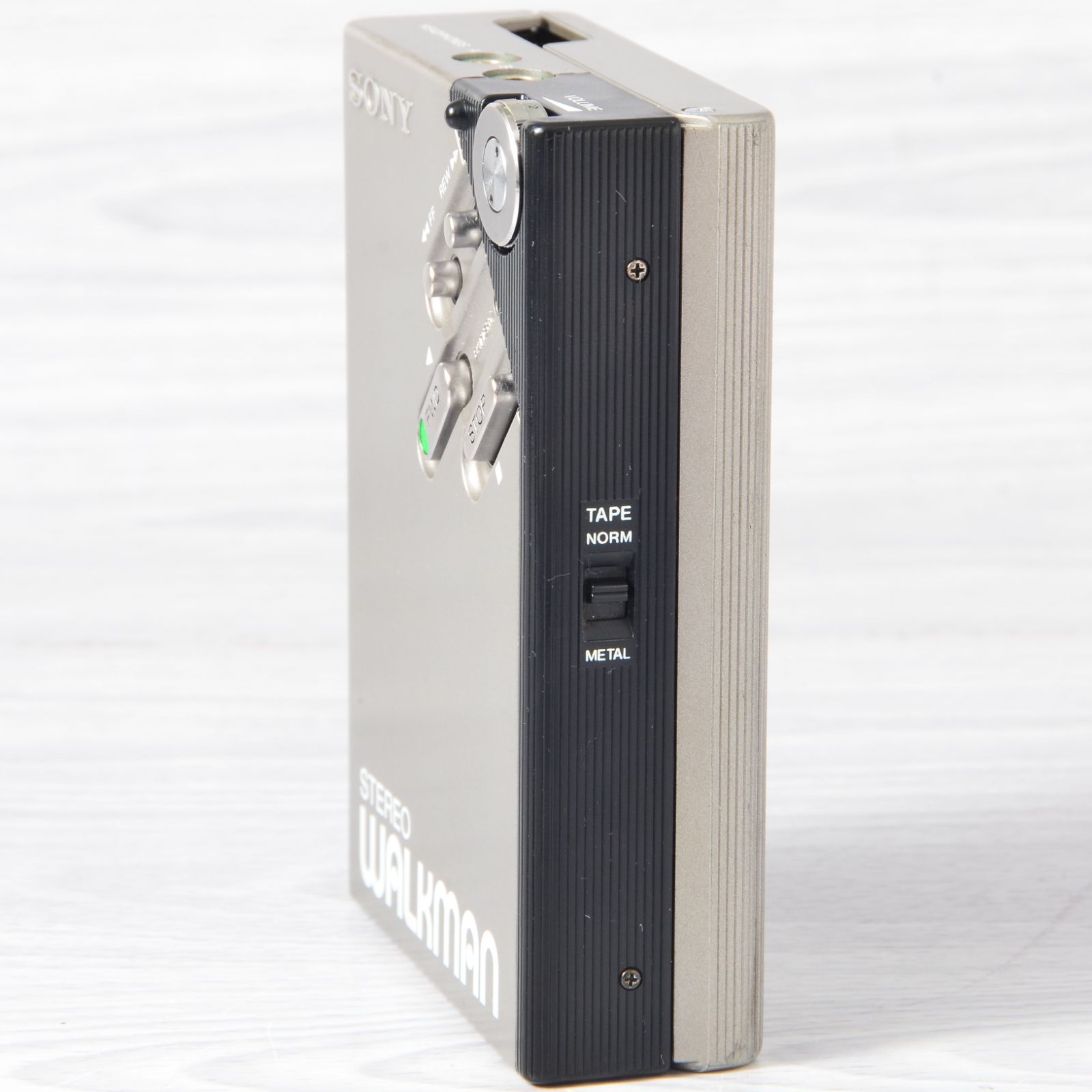 SONY WALKMAN WM-2 カセットウォークマン シルバー 整備済 TY441