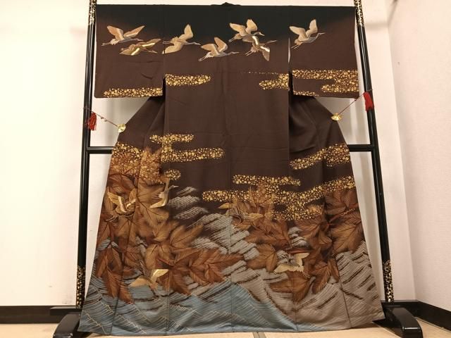 平和屋着物●ファッションデザイナー　HIROKO KOSHINO　コシノヒロコ 　訪問着　駒刺繍　群れ鶴浜松文　金彩　正絹　逸品　AABI0542ph