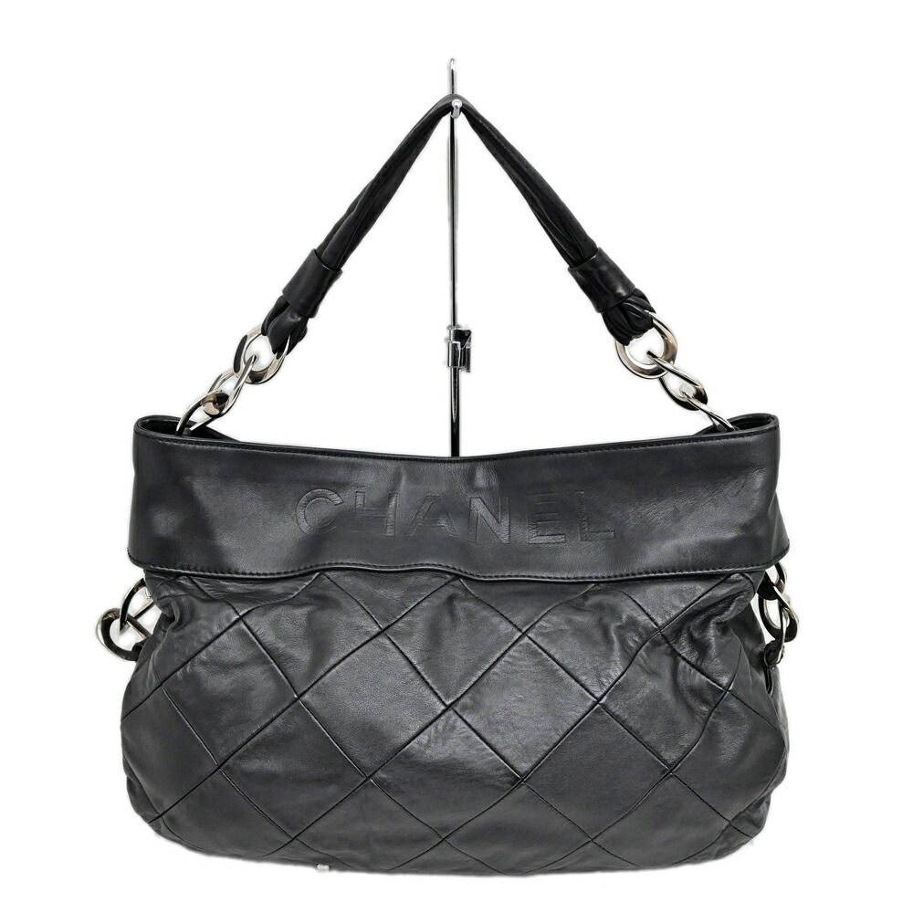 CHANEL ラムスキンレザー キルティングポーチブラック新品 CHANEL（シャネル） マトラッセ ココマーク キルティング ポーチ