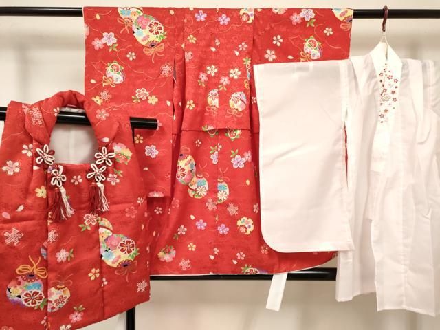 平和屋着物[]七五三　女の子　３歳　祝着　三つ身　長襦袢(単衣・半衿刺繍)・被布セット　雪輪鞠花文　金彩　逸品　DABC5265ma