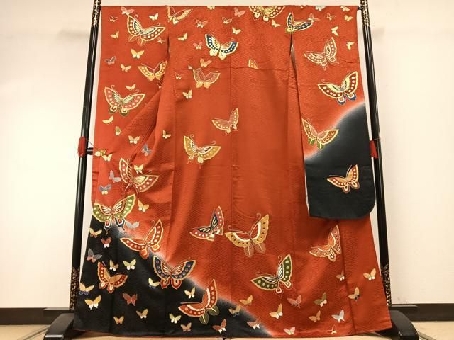 平和屋着物●豪華振袖　駒刺繍　舞蝶文　暈し染め　金彩　正絹　逸品　AABI1297fy 27,885円