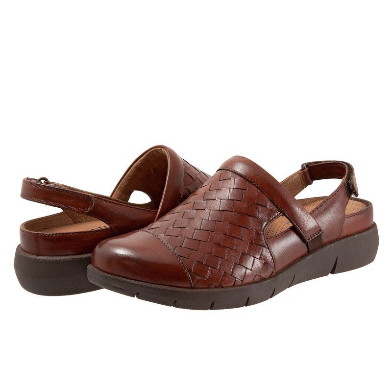 ソフトウォーク レディース シューズ サンダル SoftWalk Salina Woven II Rust ラスト
