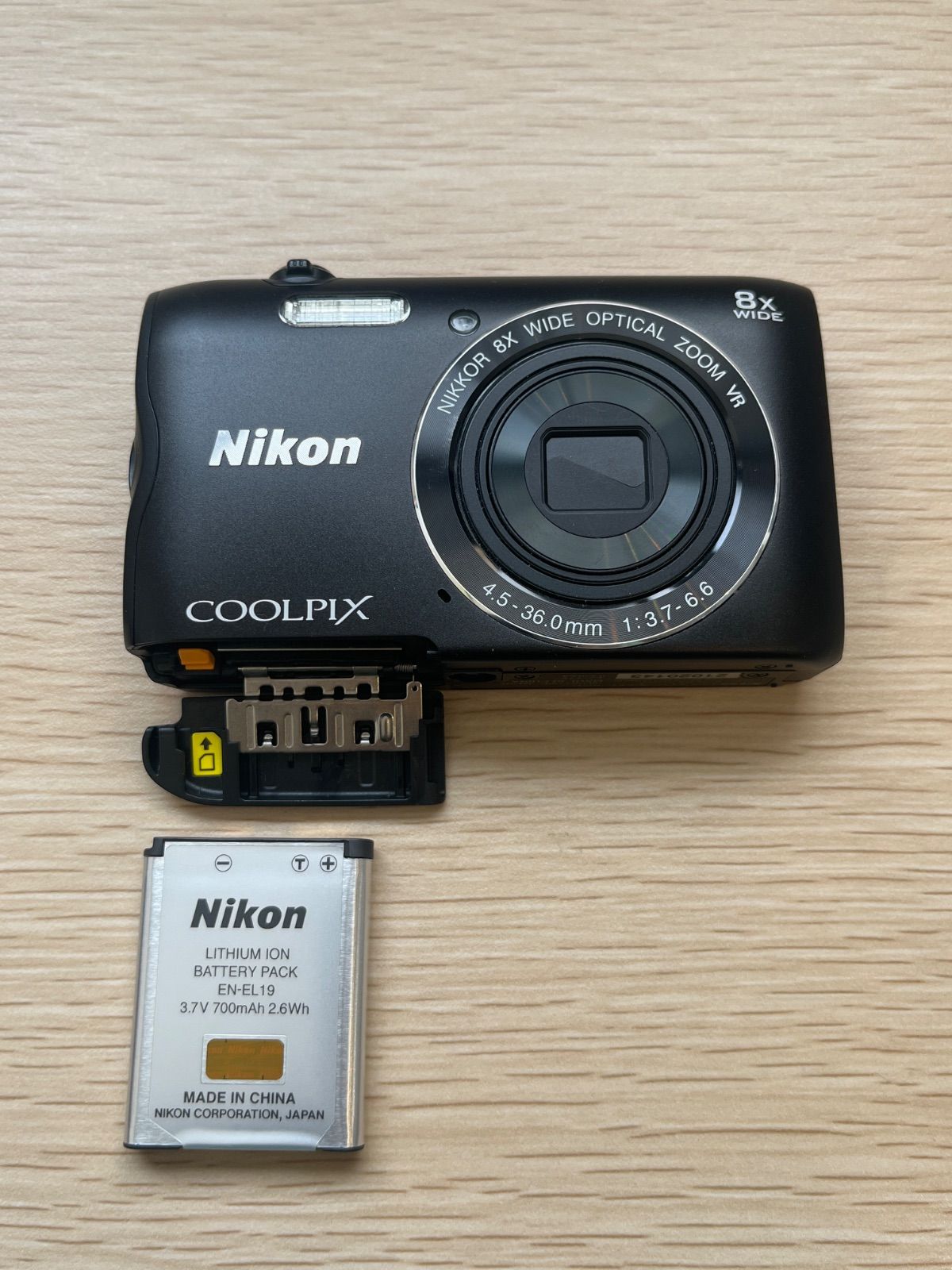Nikon(ニコン) COOLPIX A300 動作確認済み 充電蓋劣化あり Nikon(ニコン) COOLPIX A300 動作確認済み 充電蓋劣化あり
