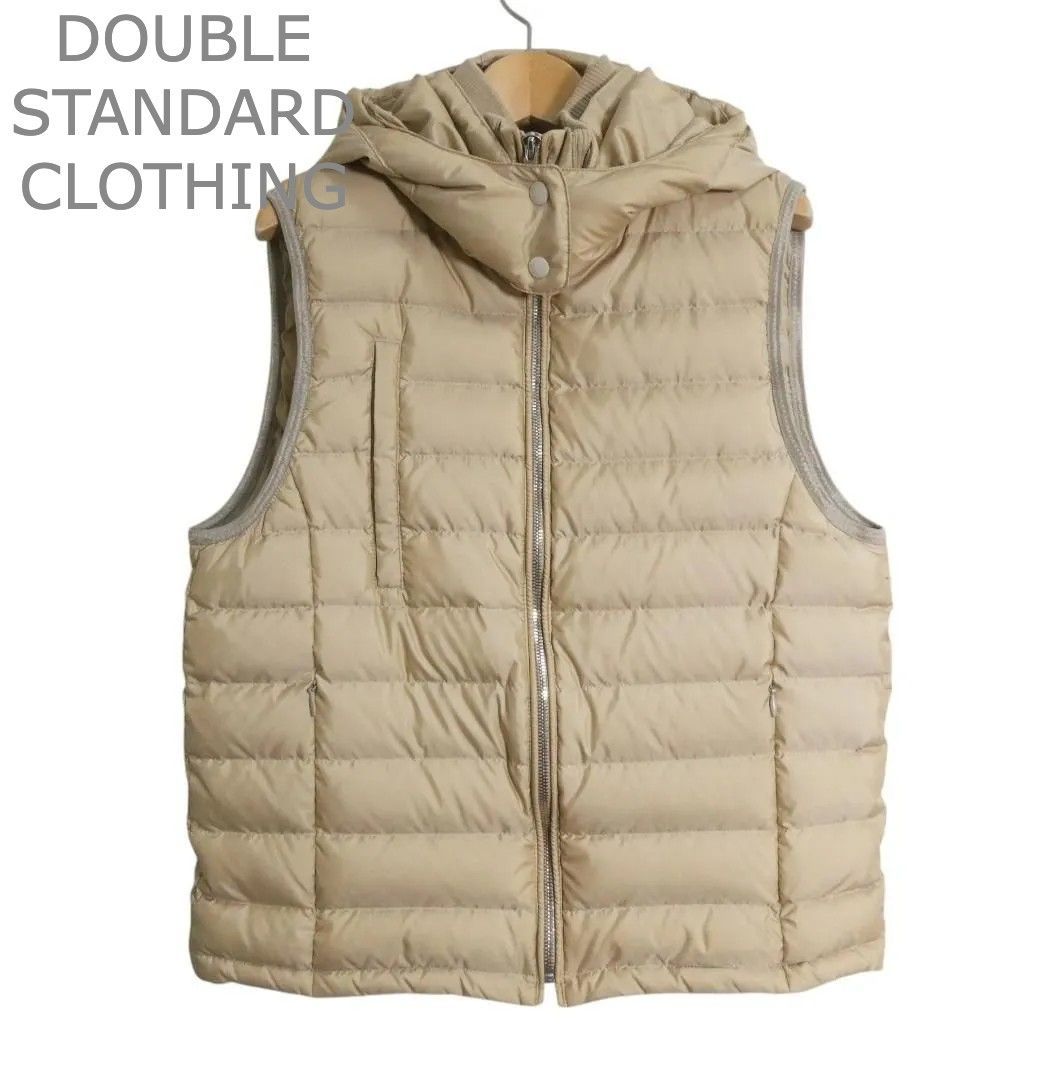 極美品 DOUBLE STANDARD CLOTHING ダブルスタンダードクロージング タフタ ダウンベスト 2WAY フード ストレッチ ベージュ サイズ36 レディース