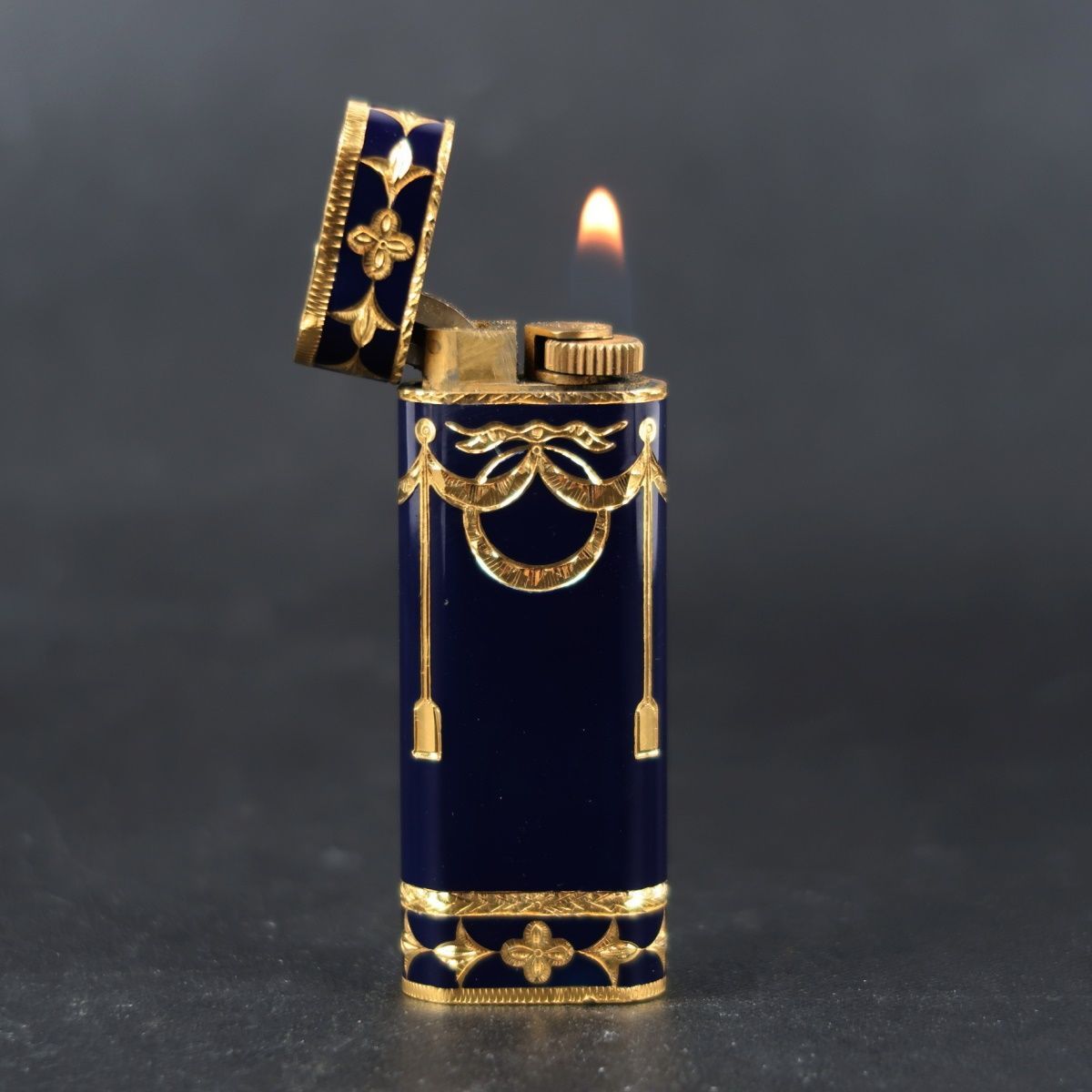 【美品】Cartier カルティエ ロイキング 高級ガスライター 喫煙具 ブランド小物 着火確認済み【UR69】