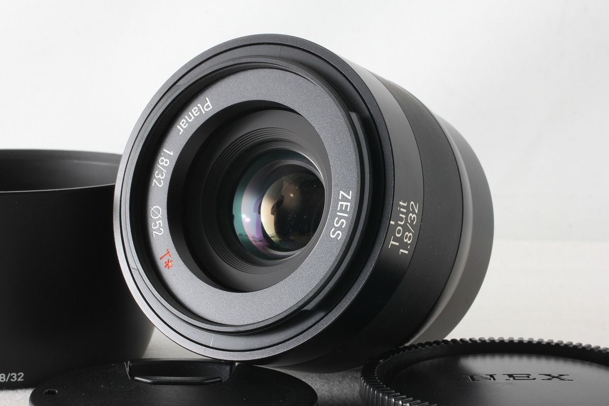 カールツァイス Carl Zeiss Touit 32mm F1.8 ソニーEマウント用 フード付◇50611