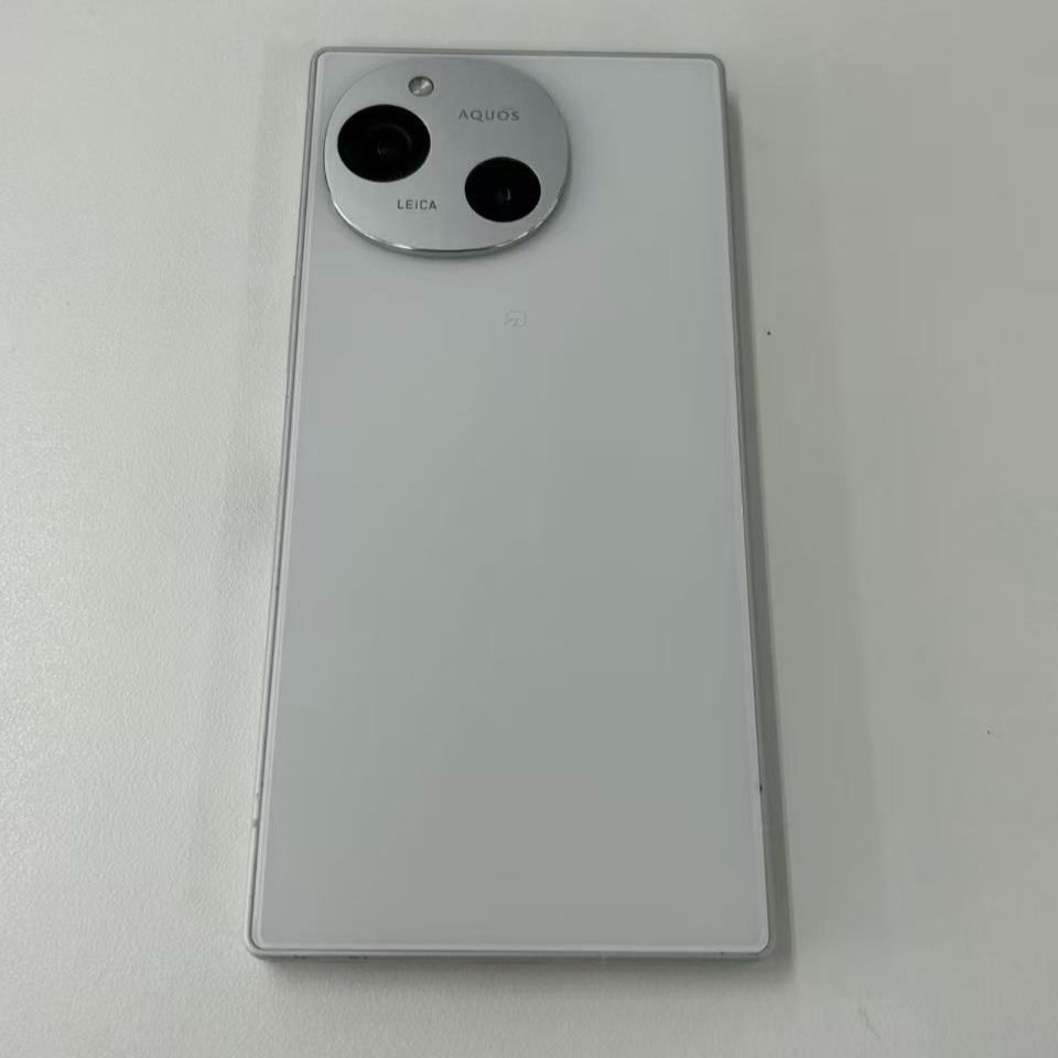 AQUOS R9 ホワイト ジャンク 1 ジャンク品】AQUOS R9 ホワイト-正規品 低価通販