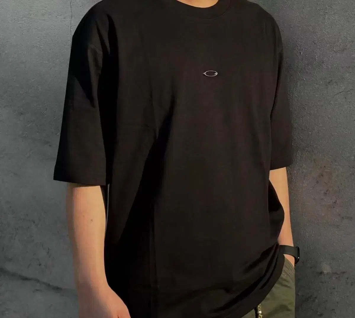 オークリー ジャパン ロゴTシャツ
