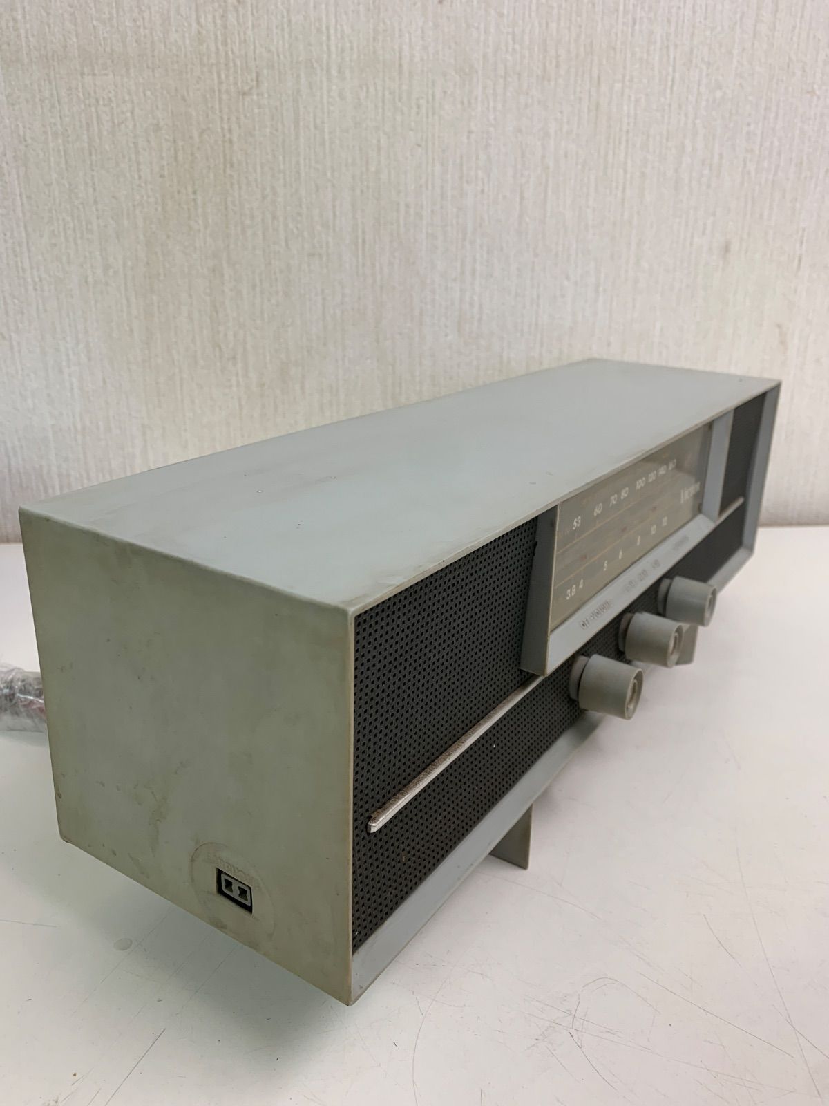 フォロー割対象商品】昭和レトロ ビクター 真空管ラジオ 5A-2218