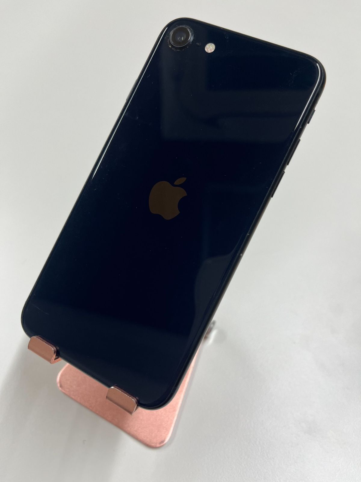 iPhone SE3 64GB ミッドナイト ✓動作確認済み IMEI：358514791915661 