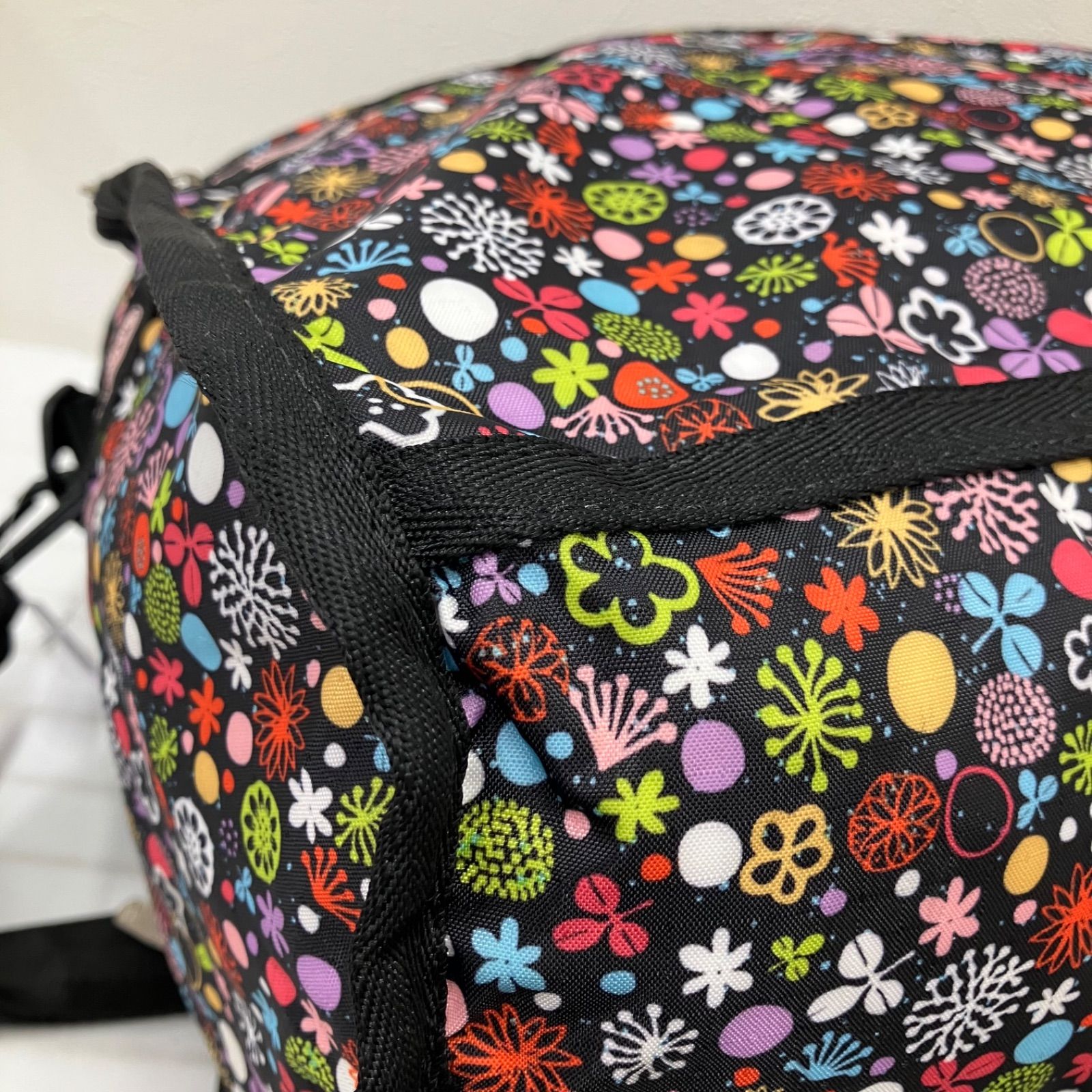 未使用級　レスポートサック　ラージウィークエンダー　2way　ボストン　斜め掛け 3715 LeSportsac レスポートサック ボストンバッグ 2way ラージ