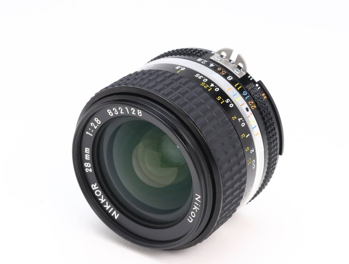 A (美品) Nikon ニコン NIKKOR Ai-S 28mm F2.8 SICコーティング 83万