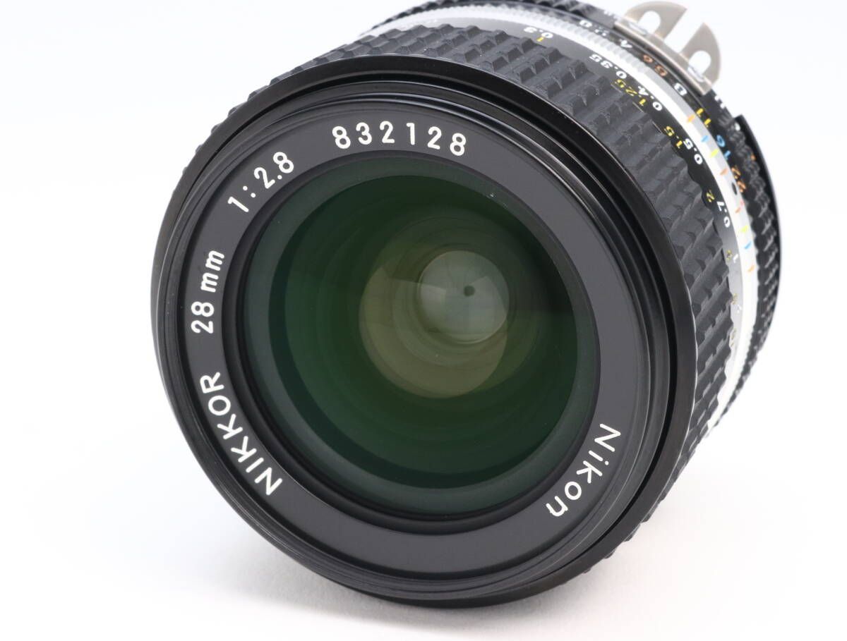 A (美品) Nikon ニコン NIKKOR Ai-S 28mm F2.8 SICコーティング 83万