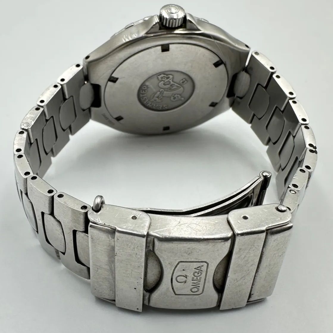 OMEGA オメガ シーマスター プロフェッショナル 200M クォーツ 稼働
