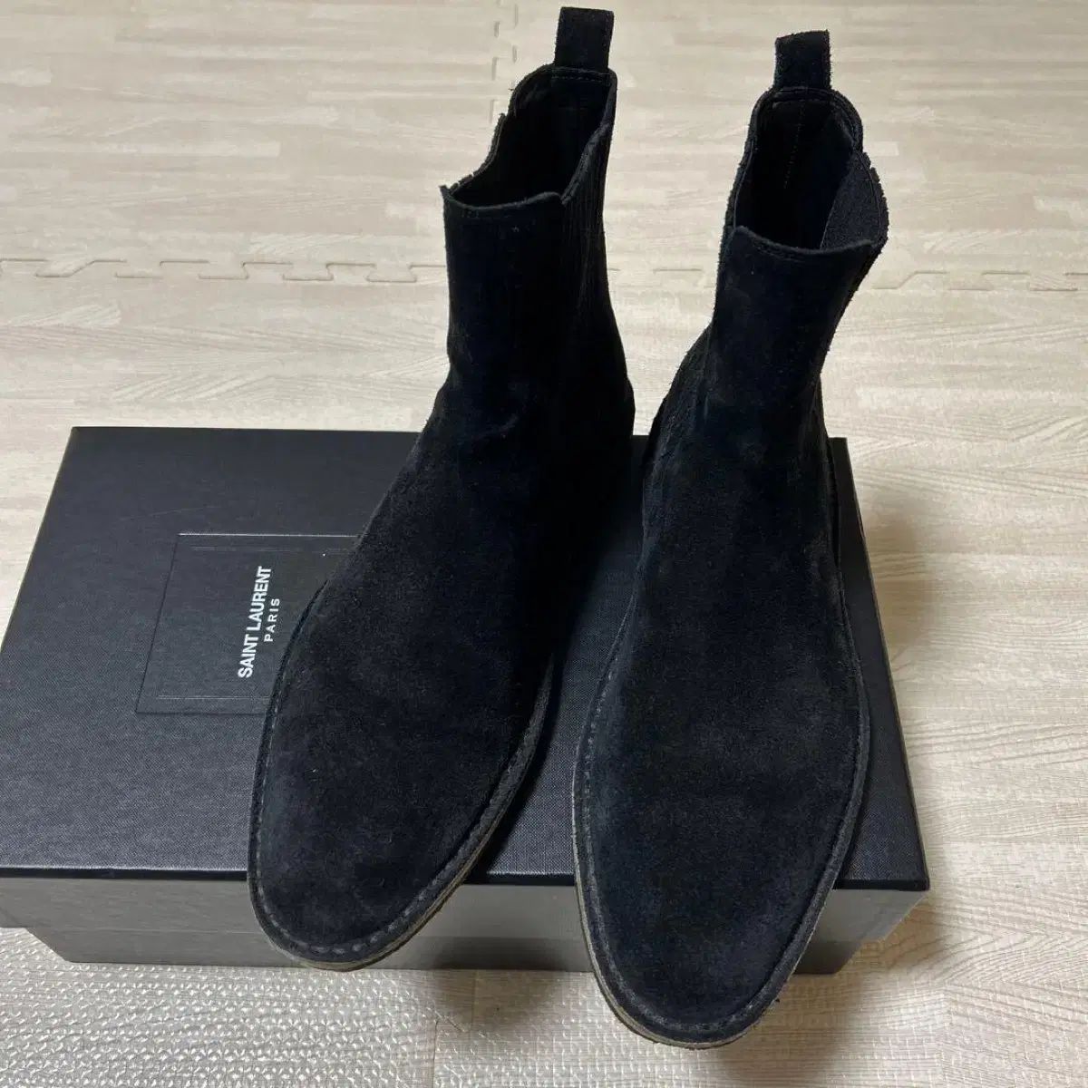 Saint Laurent サンローラン ブラック ブラック スウェード スエード 