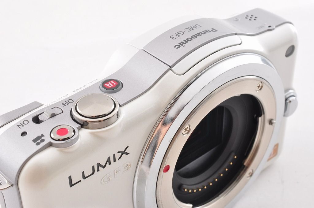 2ヶ月保証付き】Panasonic LUMIX DMC-GF3 ホワイト G 14mm F2.5 ASPH