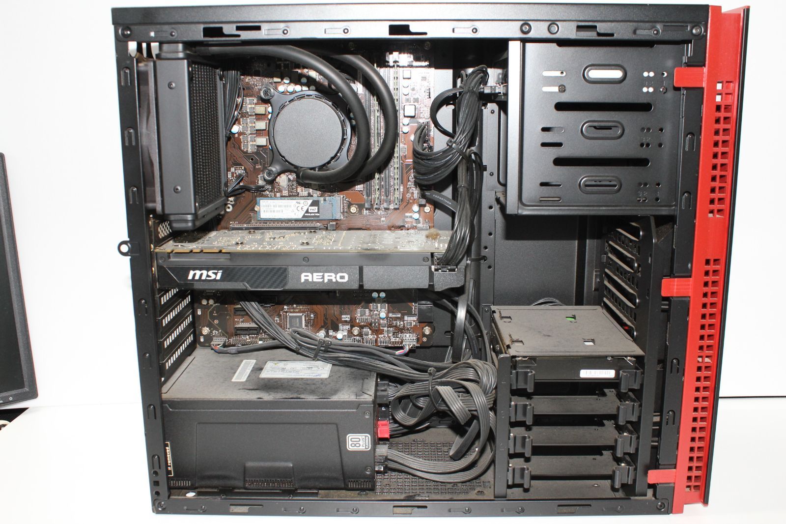 中古デスクトップPC】iiyama〈LEVEL Infinity〉Core i7/SSD256GB+