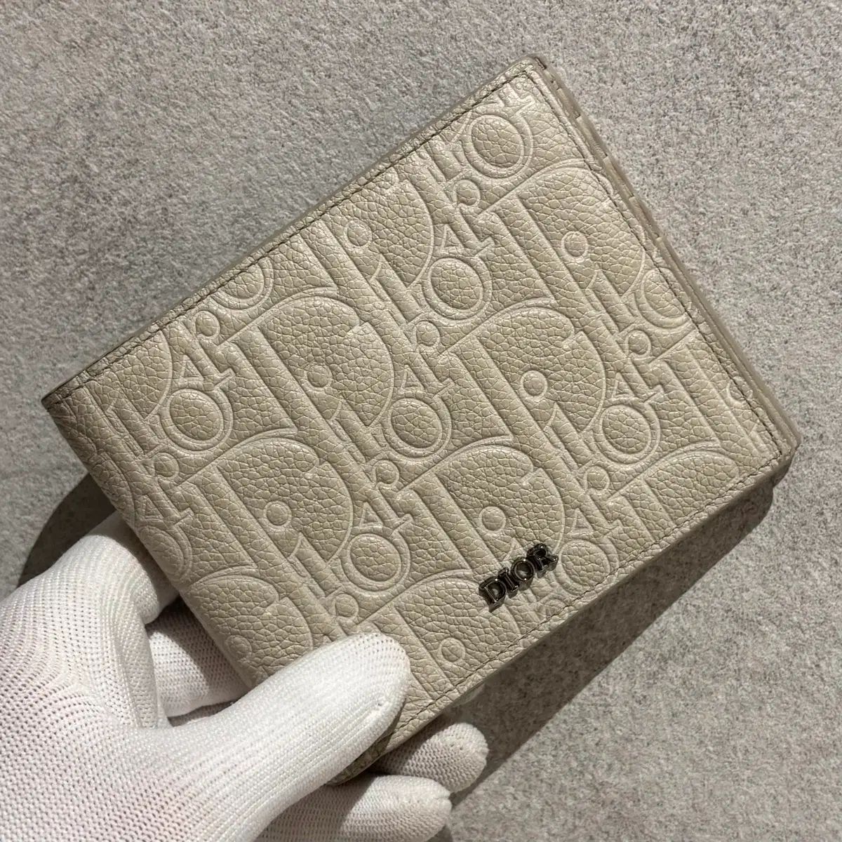 ディオール オブリーク グラビティ 二つ折り財布