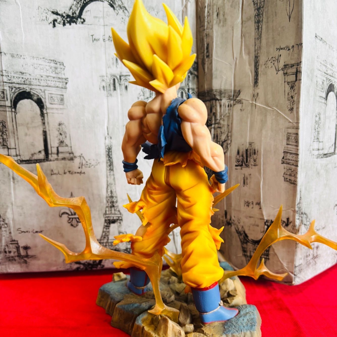 ドラゴンボールZ スーパーサイヤ人 ✨孫悟空 フィギュア 台座付き