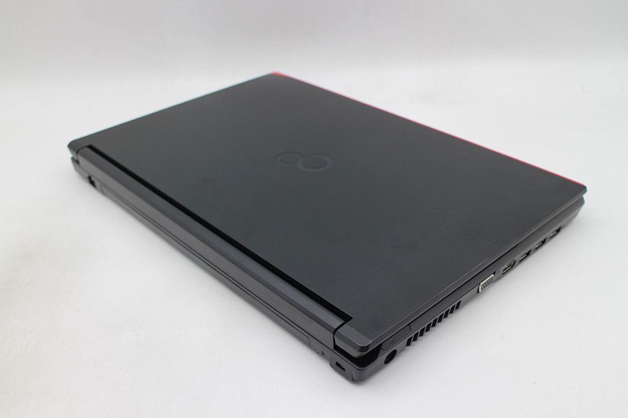 富士通 LIFEBOOK A579/A Core i5 8365U 1.6GHz/8GB/256GB(SSD)/15.6W