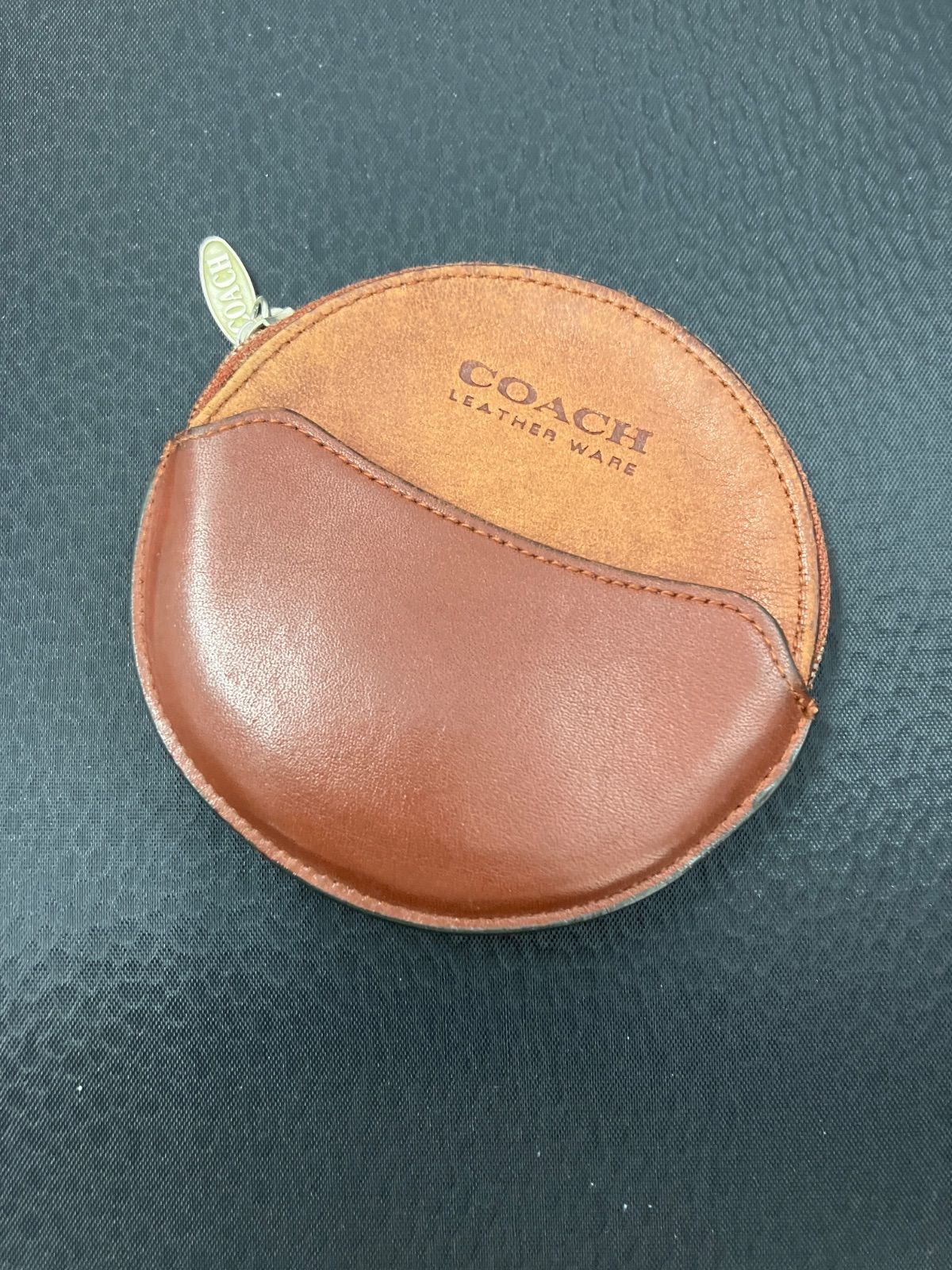 TIG COACH ヴィンテージ　ブラウンレザー　ラウンドコインケース