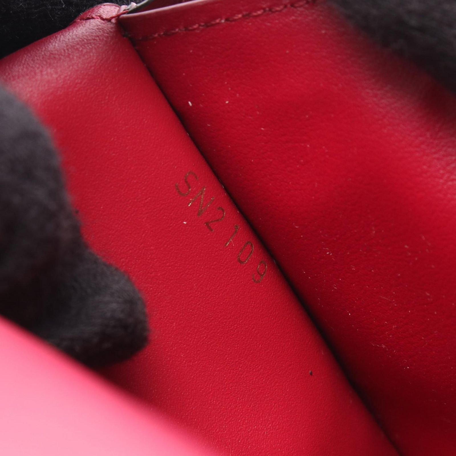LOUIS VUITTON ルイ・ヴィトン ポルトフォイユ フロール チェーン 