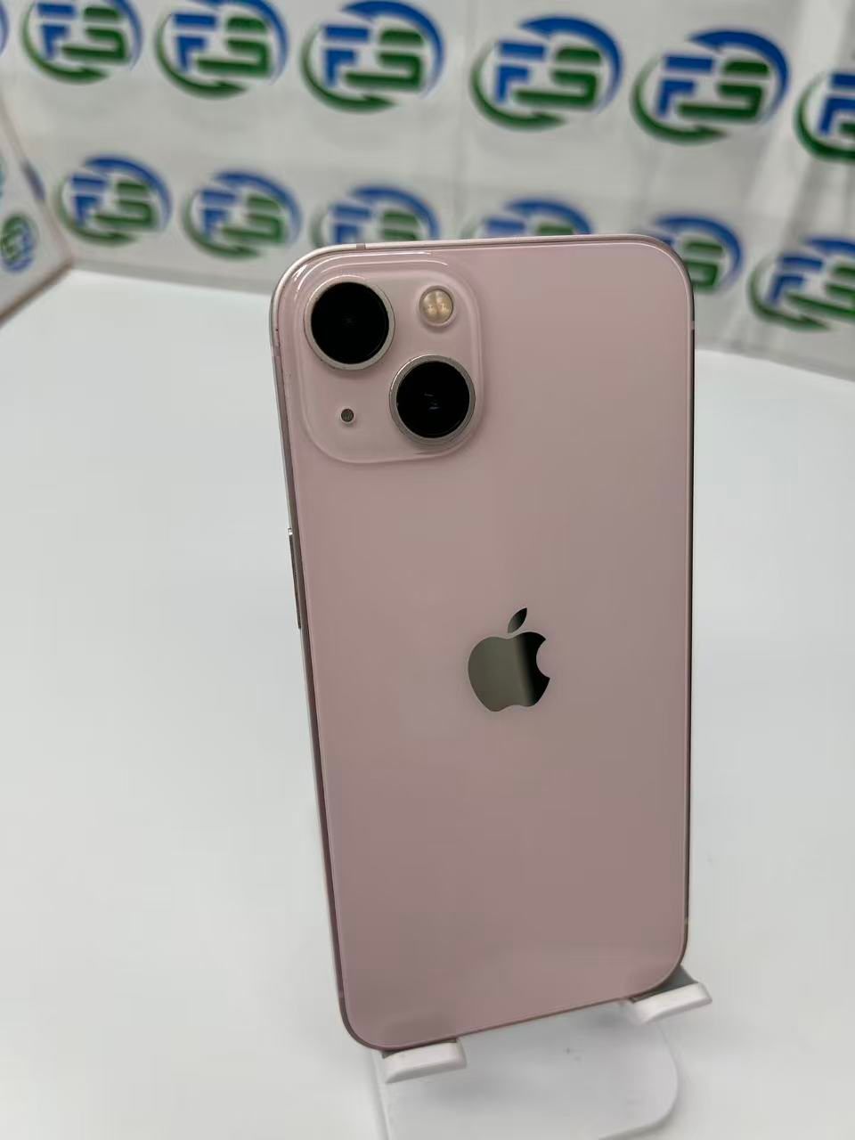 iPhone 13 128GB ピンク Cランク バッテリー:73% スマホ 本体