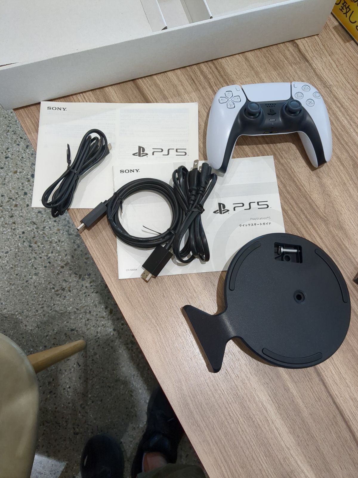 Sony PlayStation5 PS5 本体 CFI-1000A01 完品 美品 - メルカリ