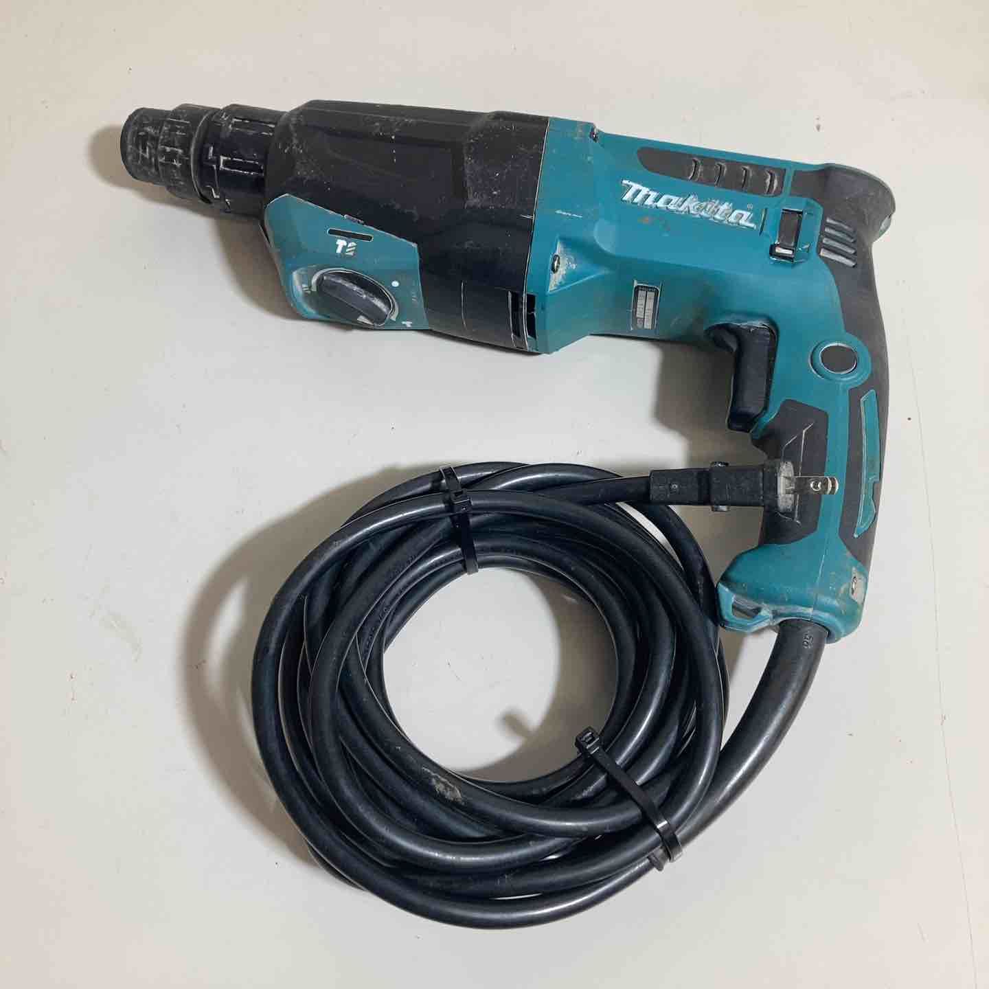 ★マキタ(makita) 26mmハンマドリル HR2670 本体のみハンドル無し【戸田店】