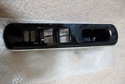 トヨタ 純正品 アクア NHP10 後期 G'z フロントアームレスト ベース パネル UPR RH 運転席側 Front Armrest Base Panel UPR RH