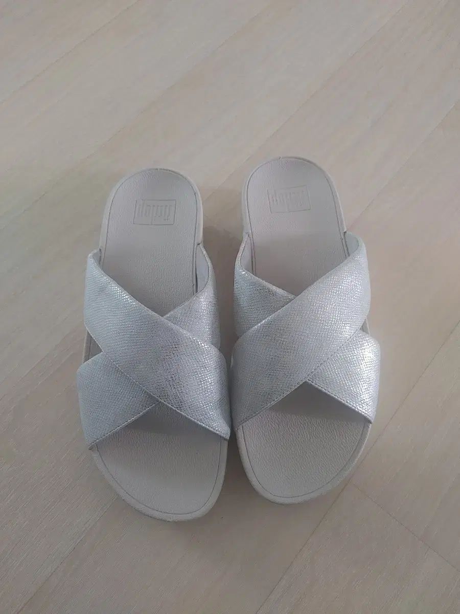 FITFLOP 240 (US7)