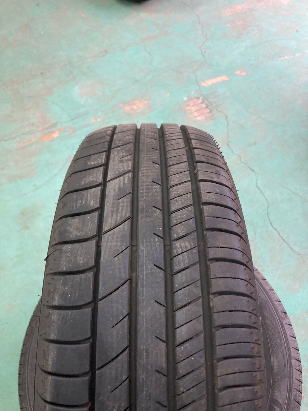 195/65R15 GOODYEAR Efficient Grip 4本 2025年製造 送料無料 