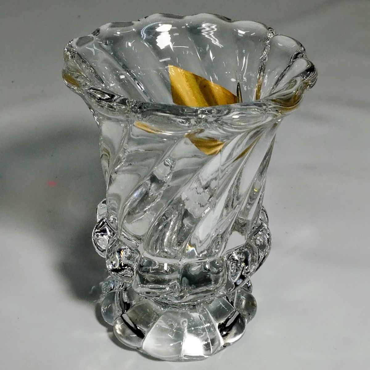 バカラ　クリスタルの花瓶✴︎新品未使用 未使用に近い】高級 バカラ Baccarat クリスタル ぐい呑み おちょこ