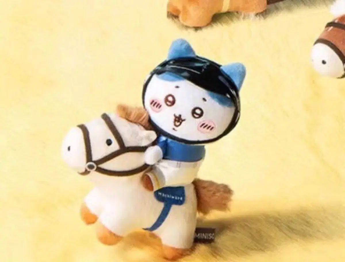 MINISO ちいかわ 乗馬シリーズ ハチワレ (未開封)