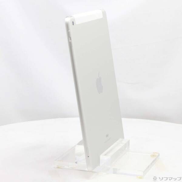 iPad 第6世代 32GB docomoロック解除SIMフリー中古 - メルカリ