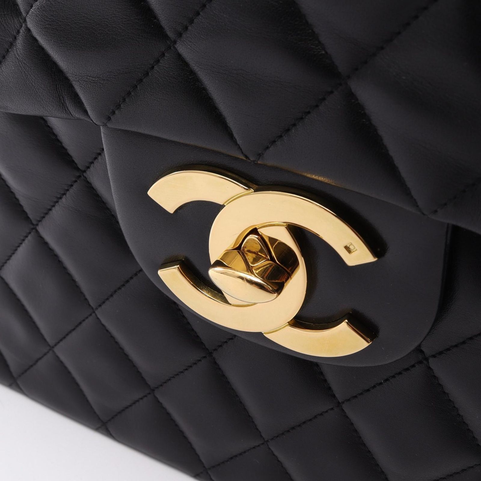 シャネル CHANEL ショルダーバッグ デカマトラッセ34 ブラック 