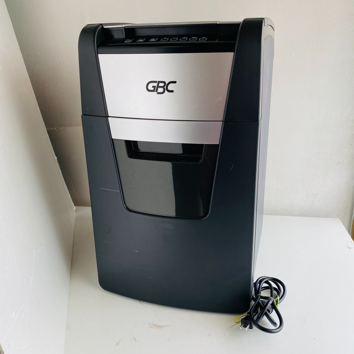 GBC ゲームボーイカラー オートフィードシュレッダー クロス 150AFX-ESH 92