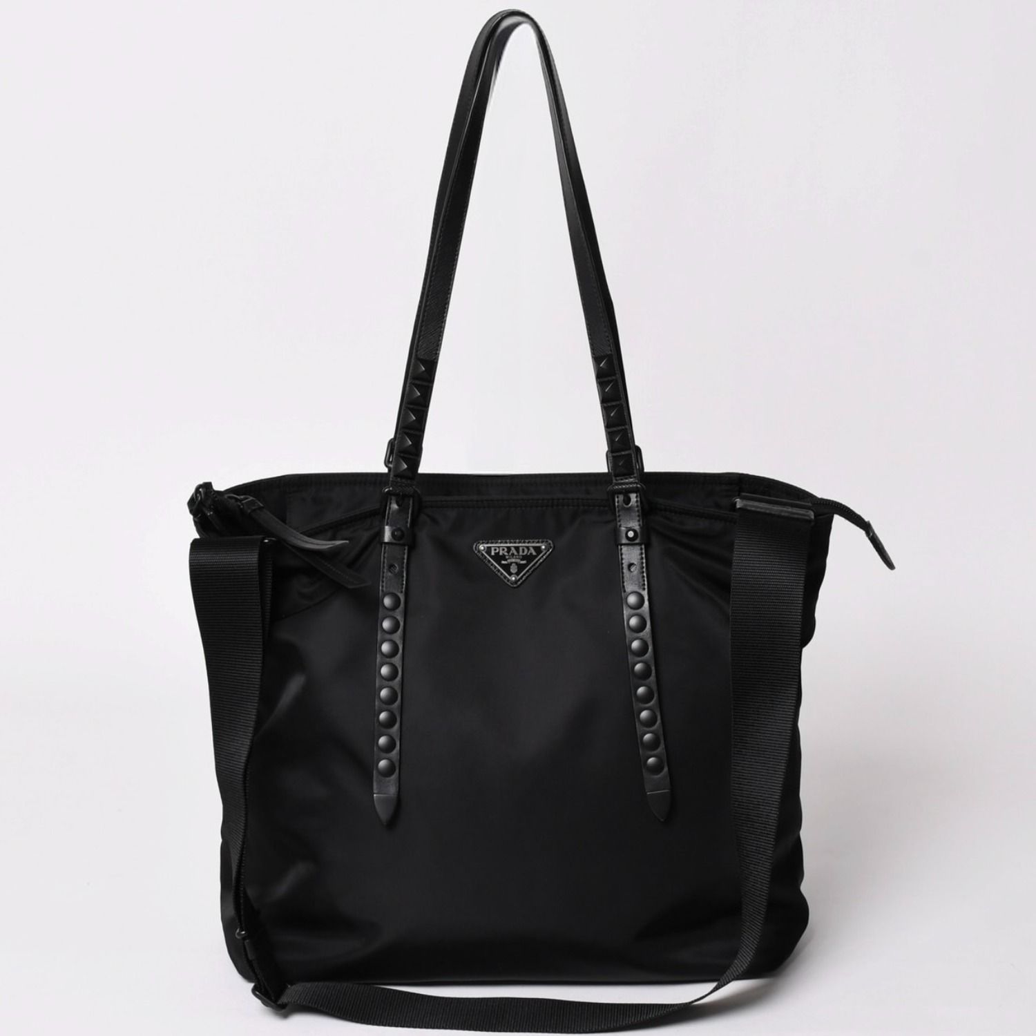 極美品 PRADA プラダ ナイロン ショルダーバッグ ブラック スタッズ 