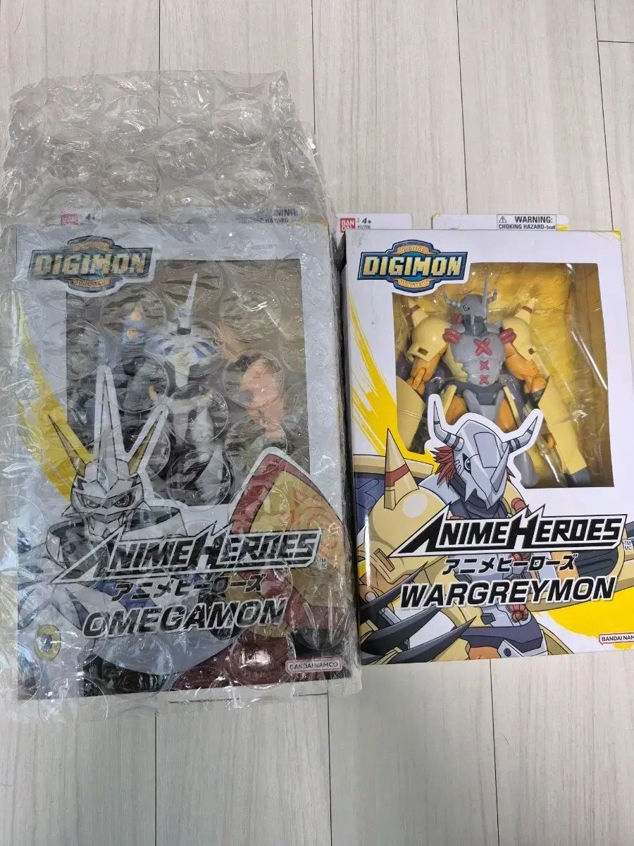MG 強化型ZZガンダムV e r.KaとMG ガンダムF91のセット販売です