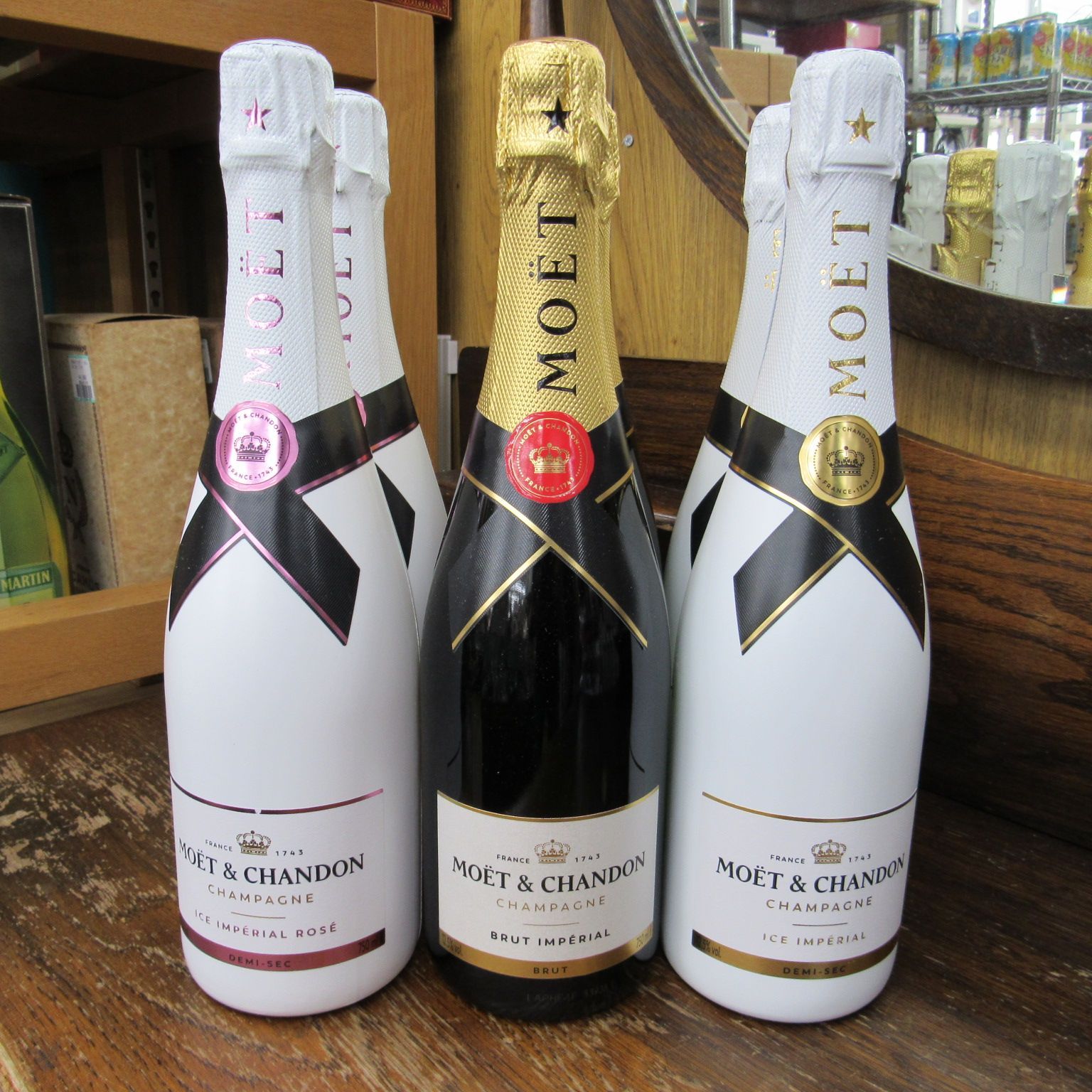 MOET＆CHANDON モエエシャンドン 飲み比べ6本セット 箱なし 750ml×6本 モエシャン エキスパート藤沢辻堂店