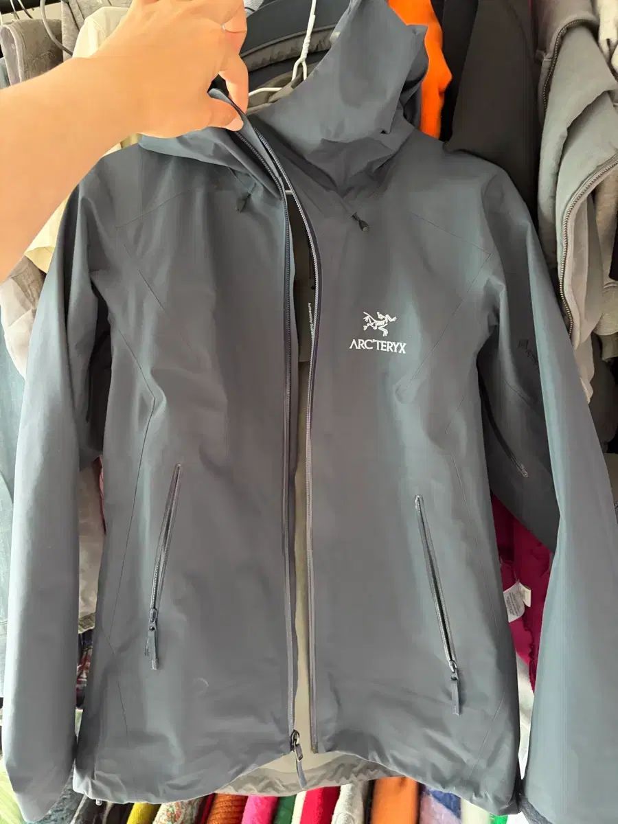 ARC'TERYX アークテリクス ベータlt -ウィメンズ s
