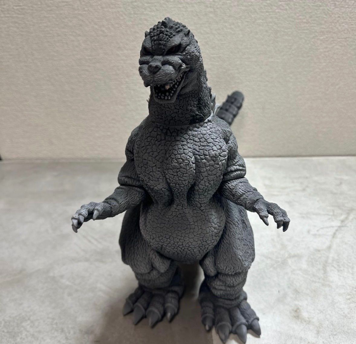 ゴジラ ソフビ フィギュア ギドコジ バンダイ 1991 全長約50cm ゴジラ ソフビ フィギュア ギドコジ バンダイ 1991 全長約50cm - メルカリ